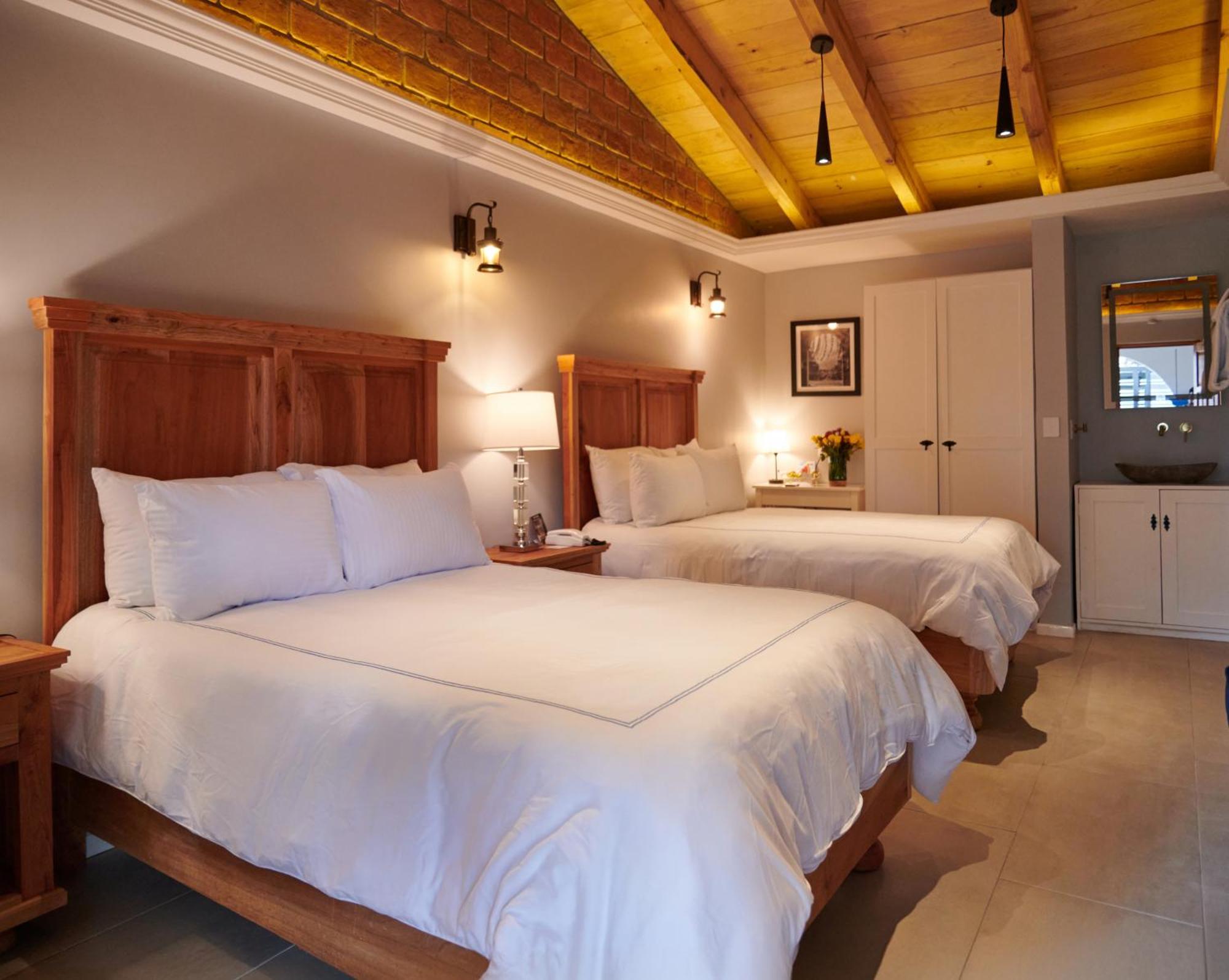 Отель Hacienda Valentino Сан-Кристобаль-де-Ла-Касас Экстерьер фото